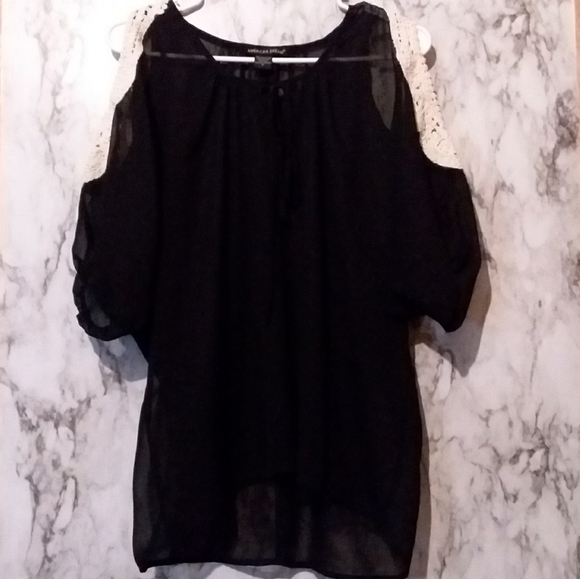 American Dream Tops - Black Semi-Sheer Top w/ Crochete Sleeves Small